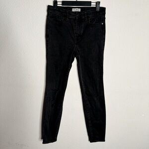 Madewell high riser skinny black distressed knee denim jeans size 30